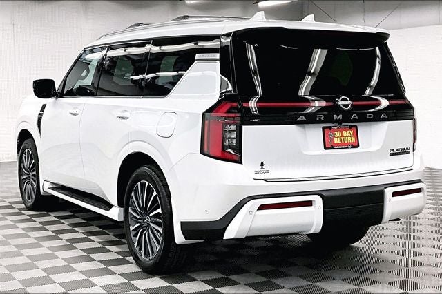 2026 Nissan Armada Platinum Reserve 4WD - Split Bench Seat Package