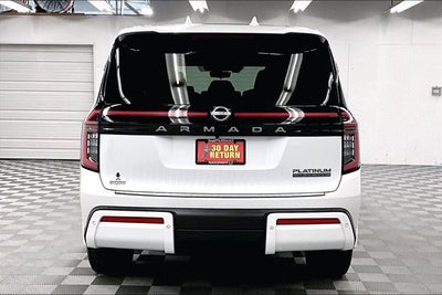 2026 Nissan Armada Platinum Reserve 4WD - Split Bench Seat Package