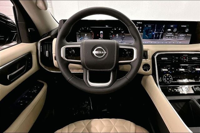 2026 Nissan Armada Platinum Reserve 4WD - Split Bench Seat Package