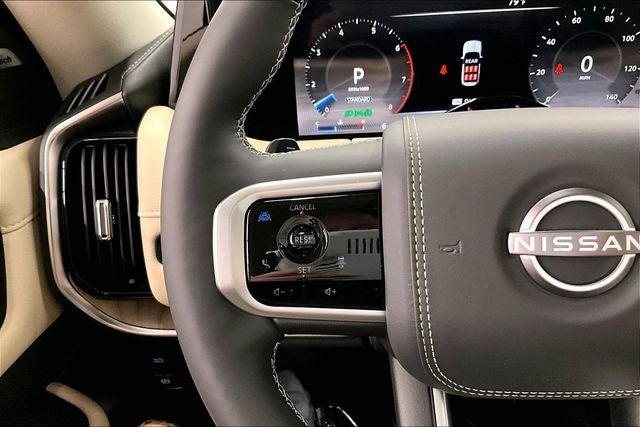 2026 Nissan Armada Platinum Reserve 4WD - Split Bench Seat Package