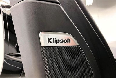 2026 Nissan Armada Platinum Reserve 4WD - Split Bench Seat Package