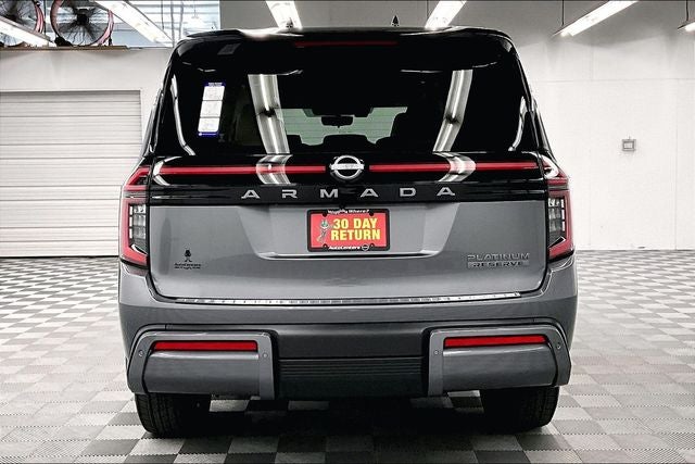 2026 Nissan Armada Platinum Reserve 4WD - Split Bench Seat Package