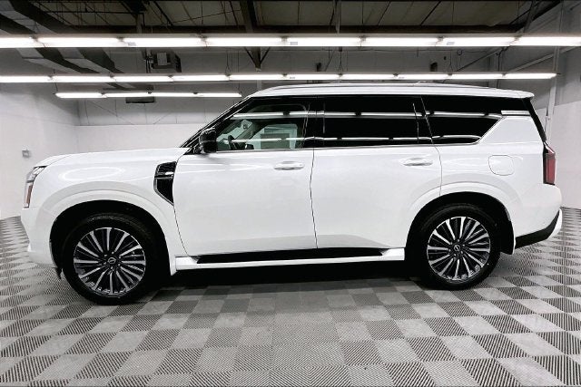 2026 Nissan Armada Platinum Reserve 4WD - Split Bench Seat Package