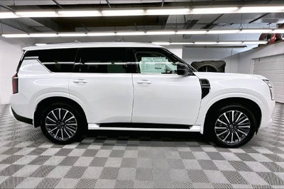 2026 Nissan Armada Platinum Reserve 4WD - Split Bench Seat Package