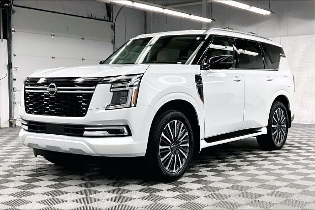 2026 Nissan Armada Platinum Reserve 4WD - Split Bench Seat Package