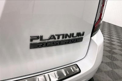 2026 Nissan Armada Platinum Reserve 4WD - Split Bench Seat Package