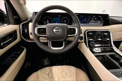 2026 Nissan Armada Platinum Reserve 4WD - Split Bench Seat Package