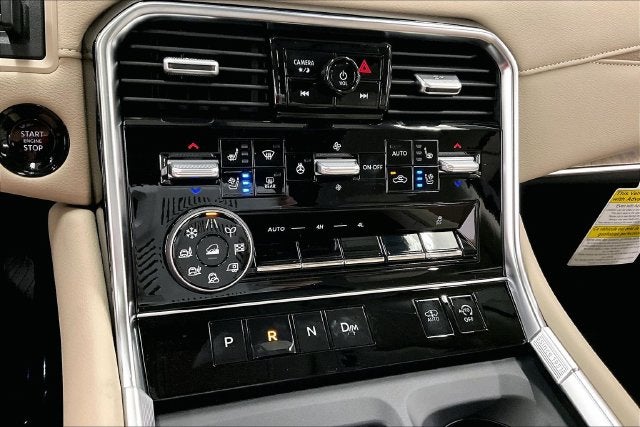 2026 Nissan Armada Platinum Reserve 4WD - Split Bench Seat Package