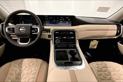 2026 Nissan Armada Platinum Reserve 4WD - Split Bench Seat Package