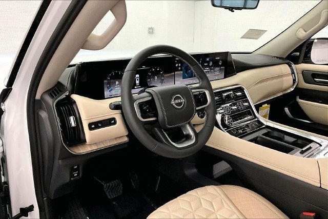 2026 Nissan Armada Platinum Reserve 4WD - Split Bench Seat Package