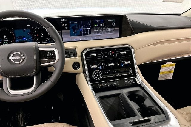 2026 Nissan Armada Platinum Reserve 4WD - Split Bench Seat Package
