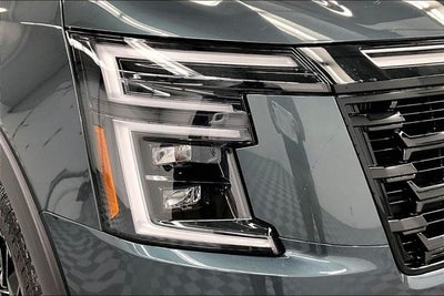 2026 Nissan Armada PRO-4X 4WD - Premium Pkg with Captain Chairs