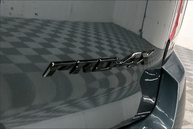 2026 Nissan Armada PRO-4X 4WD - Premium Pkg with Captain Chairs