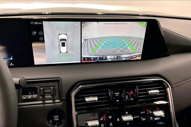 2026 Nissan Armada PRO-4X 4WD - Premium Pkg with Captain Chairs