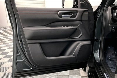 2026 Nissan Armada PRO-4X 4WD - Premium Pkg with Captain Chairs