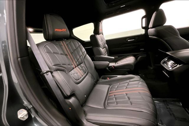 2026 Nissan Armada PRO-4X 4WD - Premium Pkg with Captain Chairs