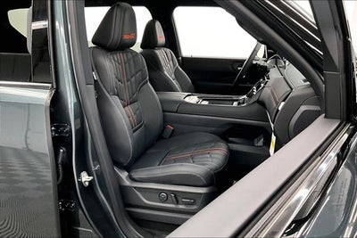 2026 Nissan Armada PRO-4X 4WD - Premium Pkg with Captain Chairs