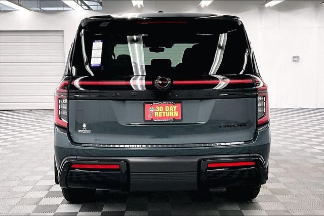 2026 Nissan Armada PRO-4X 4WD - Premium Pkg with Captain Chairs
