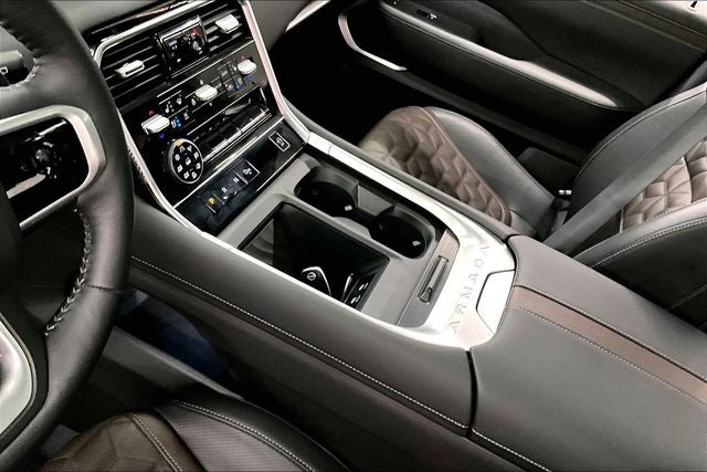 2025 Nissan Armada Platinum 4x4-Pano Roof-Adaptive Cruise-Htd/Cooled Leather