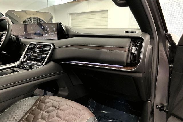 2025 Nissan Armada Platinum 4x4-Pano Roof-Adaptive Cruise-Htd/Cooled Leather