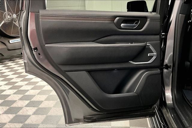 2025 Nissan Armada Platinum 4x4-Pano Roof-Adaptive Cruise-Htd/Cooled Leather