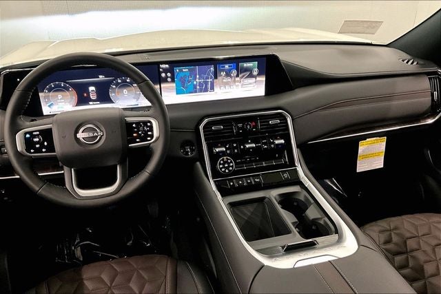 2026 Nissan Armada Platinum 4WD - Split Bench Seat Package