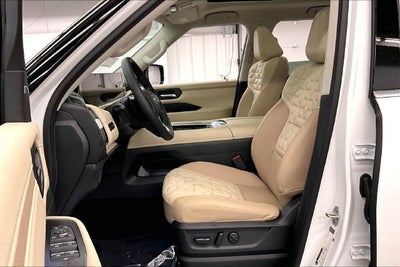 2027 Nissan Armada SL 4WD - Split Bench Seat Package