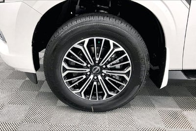 2027 Nissan Armada SL 4WD - Split Bench Seat Package