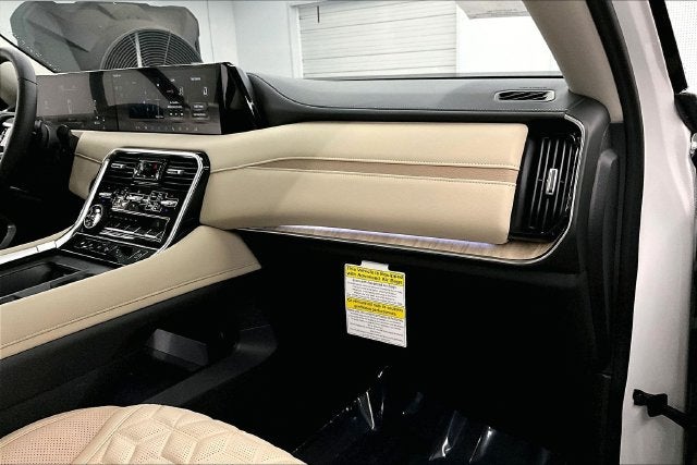 2027 Nissan Armada SL 4WD - Split Bench Seat Package