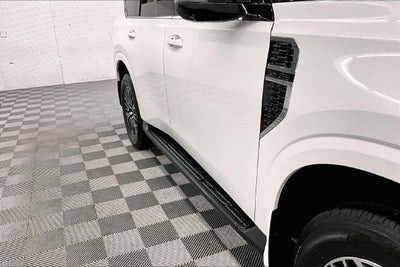 2027 Nissan Armada SL 4WD - Split Bench Seat Package