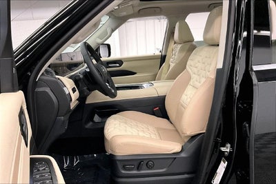 2027 Nissan Armada SL 4WD - Split Bench Seat Package