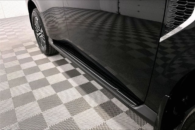 2027 Nissan Armada SL 4WD - Split Bench Seat Package