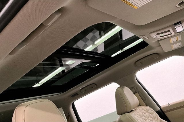 2027 Nissan Armada SL 4WD - Split Bench Seat Package