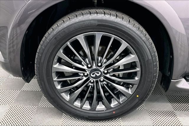 2022 INFINITI QX80 Sensory 4x4-Sunroof-Adaptive Cruise-Htd/Cooled Leather