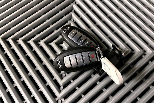 2022 INFINITI QX80 Sensory 4x4-Sunroof-Adaptive Cruise-Htd/Cooled Leather