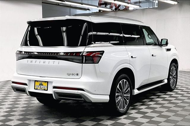2025 INFINITI QX80 SENSORY 4x4 - Pano Roof - Htd/Cooled Massaging Leather