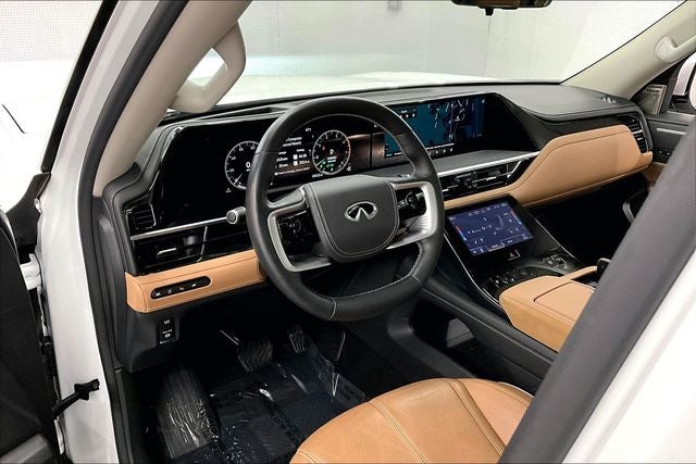 2025 INFINITI QX80 SENSORY 4x4 - Pano Roof - Htd/Cooled Massaging Leather