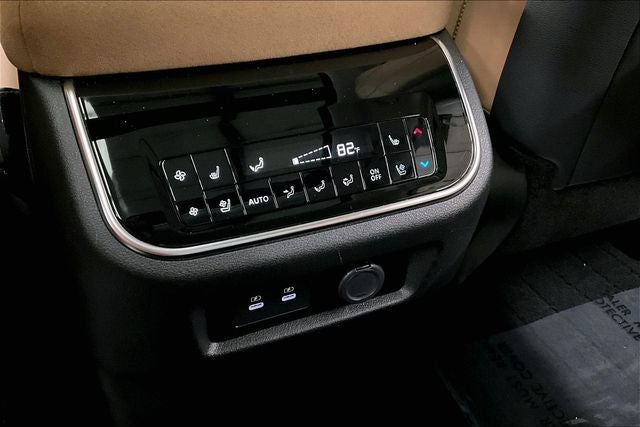 2025 INFINITI QX80 SENSORY 4x4 - Pano Roof - Htd/Cooled Massaging Leather