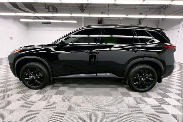 2023 Nissan Rogue SV AWD-Premium Package-Midnight Edition