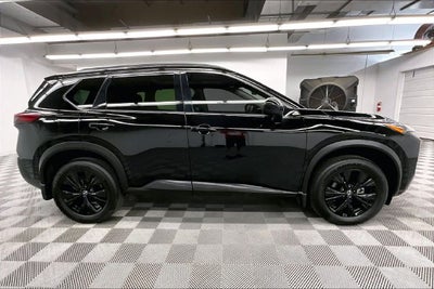 2023 Nissan Rogue SV AWD-Premium Package-Midnight Edition