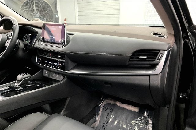 2023 Nissan Rogue SV AWD-Premium Package-Midnight Edition