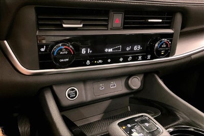 2023 Nissan Rogue SV AWD-Premium Package-Midnight Edition