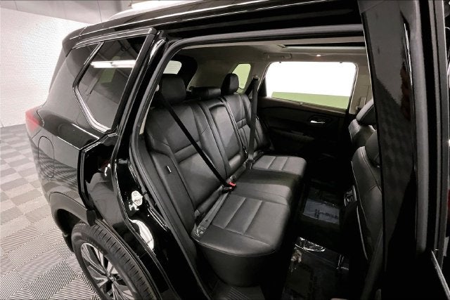 2023 Nissan Rogue SV AWD-Premium Package-Panoramic Roof