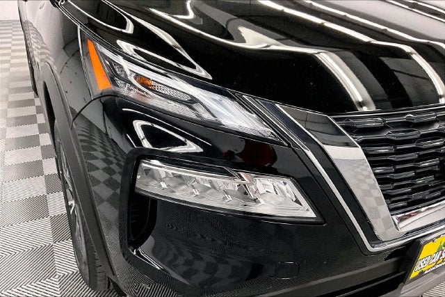 2023 Nissan Rogue SV AWD-Premium Package-Panoramic Roof