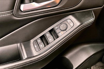 2023 Nissan Rogue SV AWD-Premium Package-Panoramic Roof