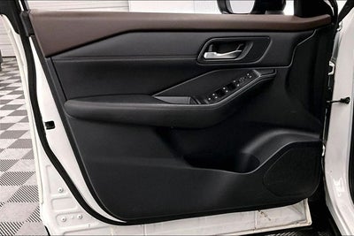 2023 Nissan Rogue SV AWD - Pano Roof - Adaptive Cruise - Htd Seats