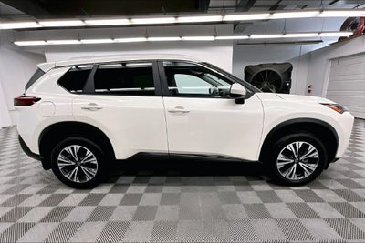 2023 Nissan Rogue SV AWD-Premium Package-Panoramic Roof