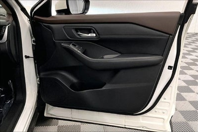 2023 Nissan Rogue SV AWD-Premium Package-Panoramic Roof