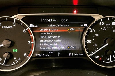 2023 Nissan Rogue SV AWD-Premium Package-Panoramic Roof