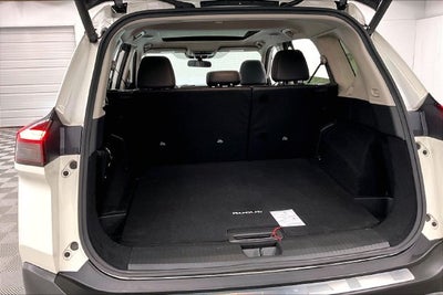2023 Nissan Rogue SV AWD-Premium Package-Panoramic Roof